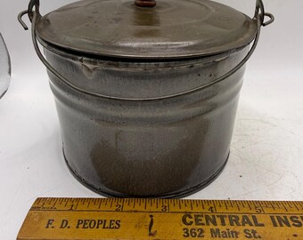 Enamelware Graniteware Gray Berry Bucket with Tin Lid