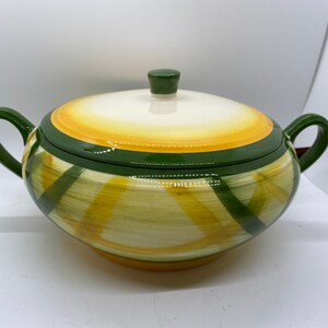 Vernonware Gingham pattern Covered Casserole Dish