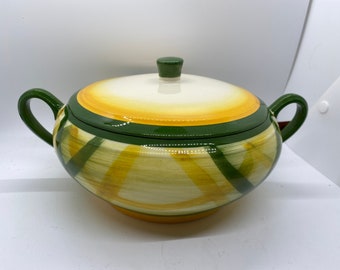 Vernonware Gingham pattern Covered Casserole Dish