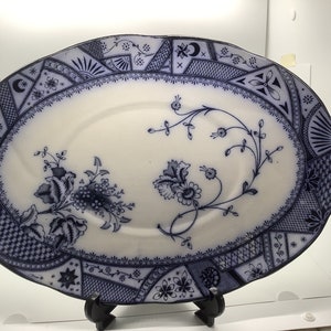 Large Flow Blue Platter