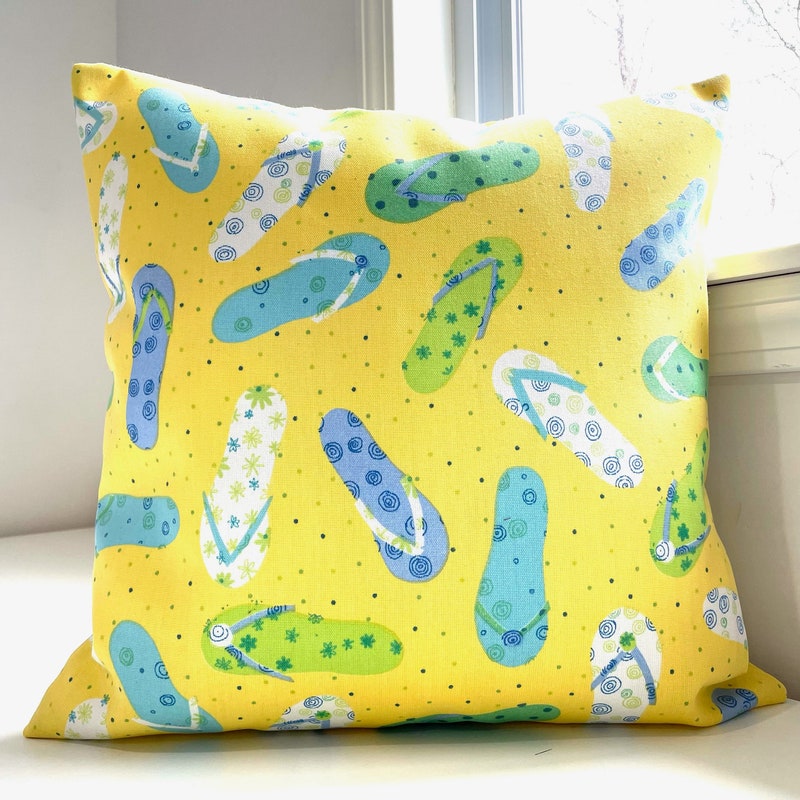 Picture Idea: Flip Flop Pillow