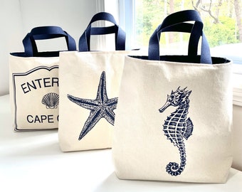 Starfish bag, seahorse bag,lobster bag, entering cape cod bag, hand made , beach bags , totes