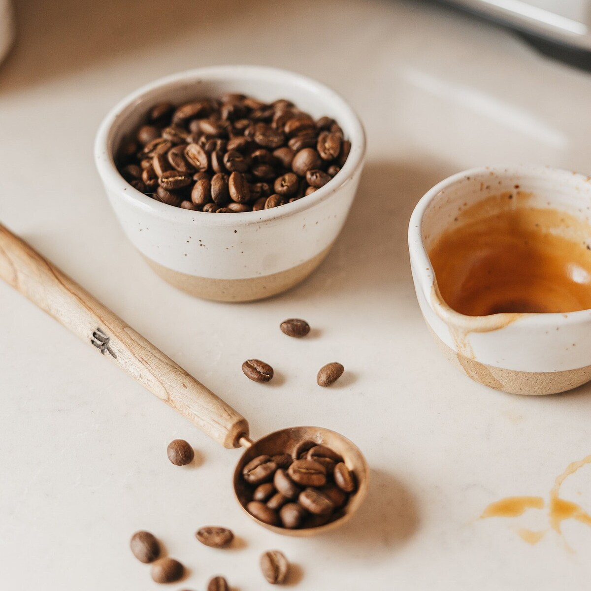 Espresso glasses with pour spouts