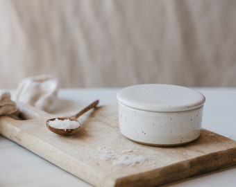 Speckled White Salt Cellar - Ceramic Salt Cellar - Salt Cellar with lid - Salt Pig - Salt Keeper - Salt Container - Stoneware Salt Cellar