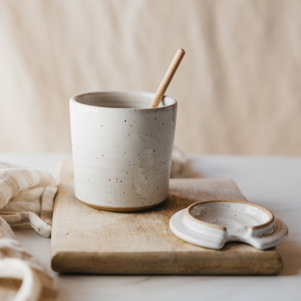 Speckled White Honey Pot with Honey Dipper - Handmade Ceramic Sugar Storage Jar - White Honey Keeper with Lid and Wooden Dipper - DPottery