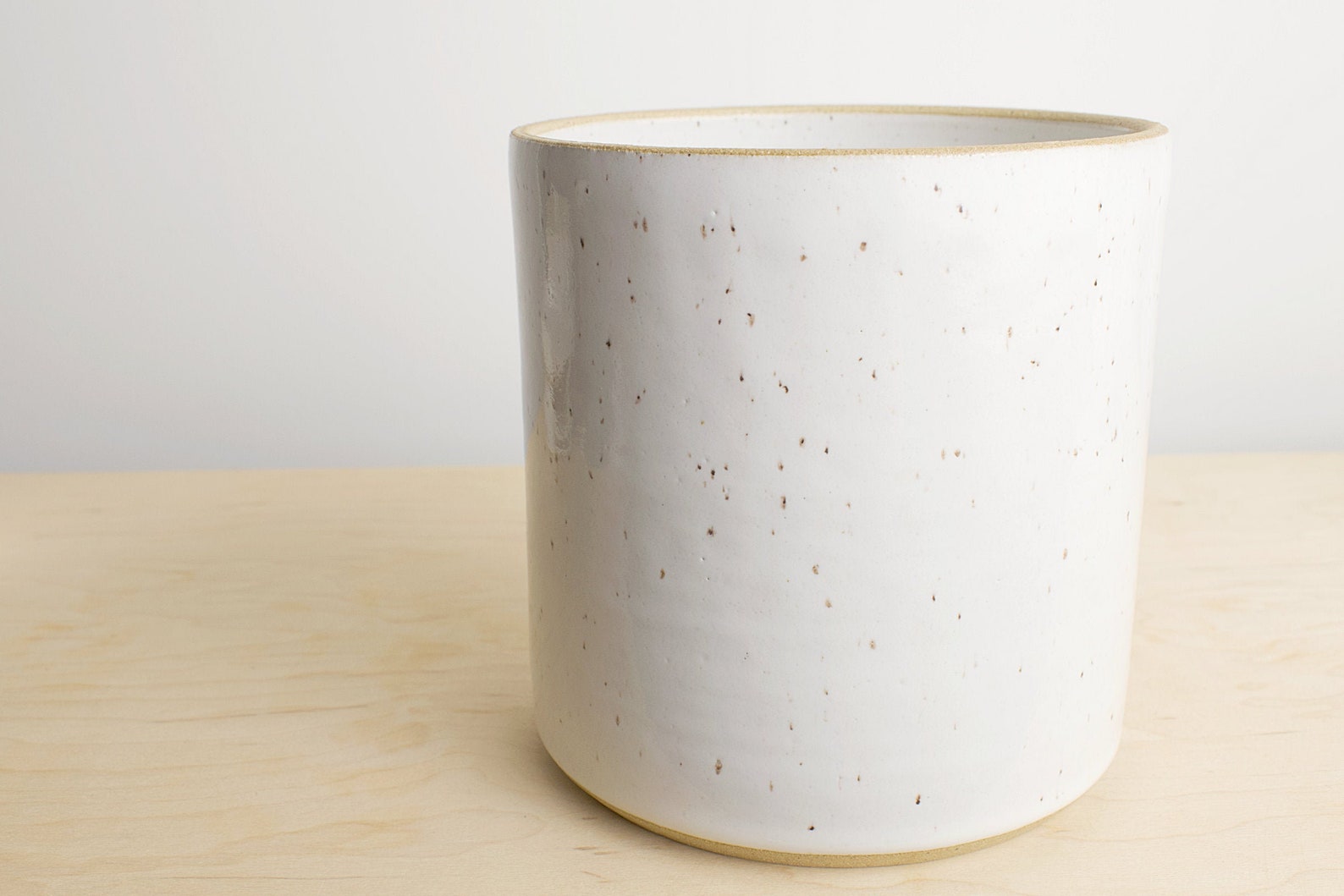 Speckled White Swell Utensil Holder main image 0