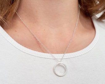 Silver Circle Pendant Necklace, Open Circle Silver Necklace, Classic Circle Necklace, Elegant Necklace