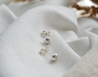 Silver Pebble Stud Earrings, Sterling Silver Pebble Studs, BeachTheme Stud Earrings, Handmade Eco Friendly Uk Jewellery,