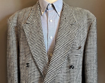 1990s Hugo Boss Black + White Houndstooth Men&#39;s Fuzzy Lambswool Double Breasted Blazer - SIZE 46
