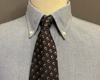 c1990s Charcoal + Silver Circles Pattern Wide Italian Silk Tie by Banana Republic