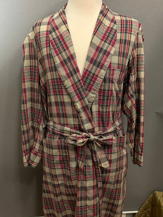 1960s Gray/Red/Black Plaid Men's Madras Cotton Ro… - image 3