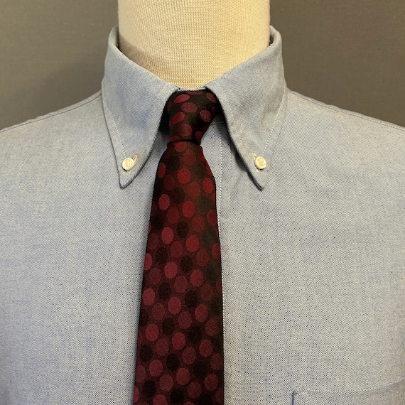 1960s Crimson Black Circles Pattern Men's Silk Skinny Tie 
