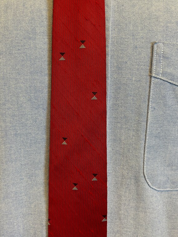1960s Red/Silver/Black Triangles Pattern Men's Da… - image 3