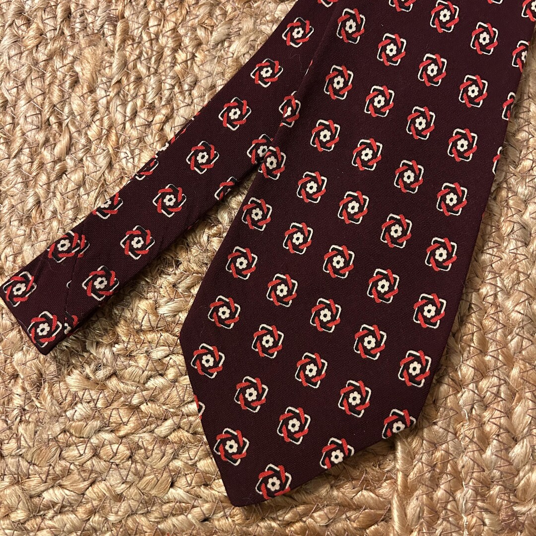 1950s Deep Burgundy Foulard Pattern Men's Rayon Necktie - Etsy