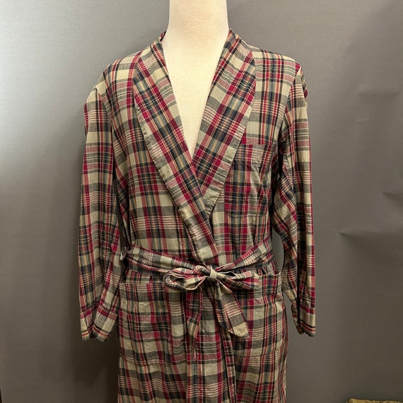 1960s Gray/Red/Black Plaid Men's Madras Cotton Ro… - image 1