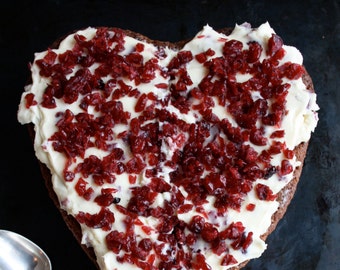 Pistachio Pie with Orange and Cranberry