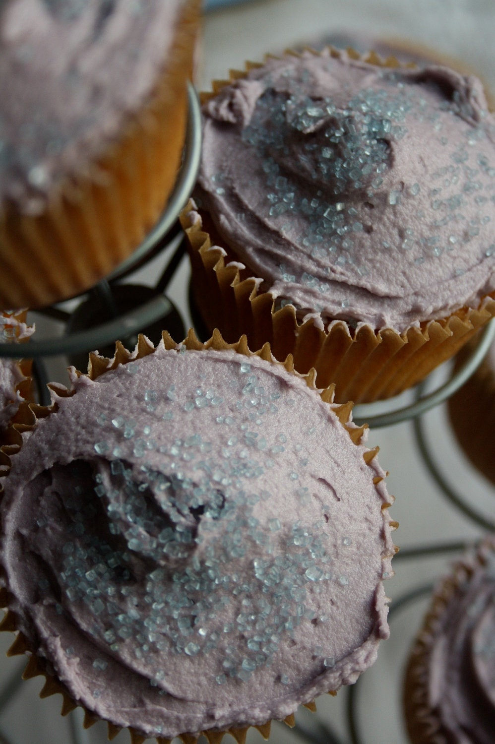 Personalized Single Cupcake Gift Box Cupcake Box Wedding Decoration  Birthday Party Candy Box, image size:998x1500