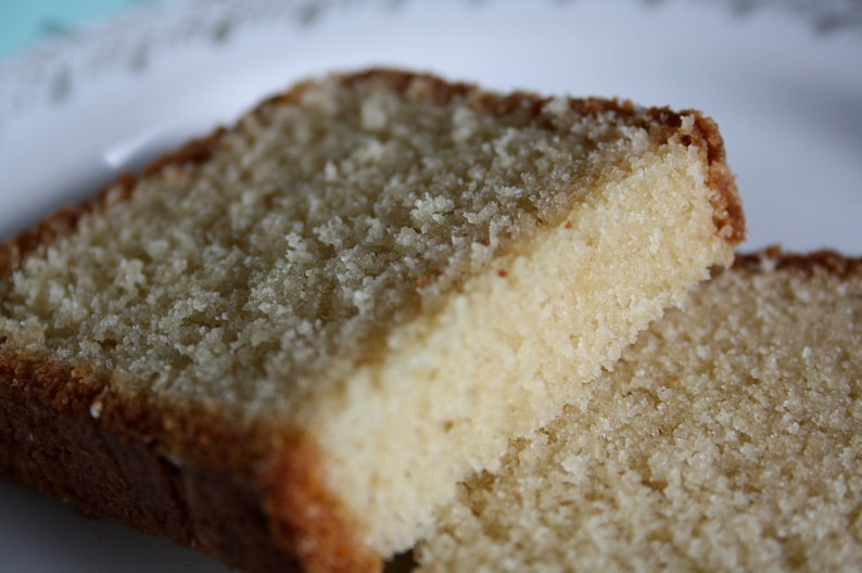 Creamy Cake, can also be served with figs, raspberries or nuts image 2