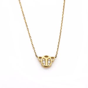 21774 - Cartier Diamond Scarab 18k Yellow Gold Pendant Necklace