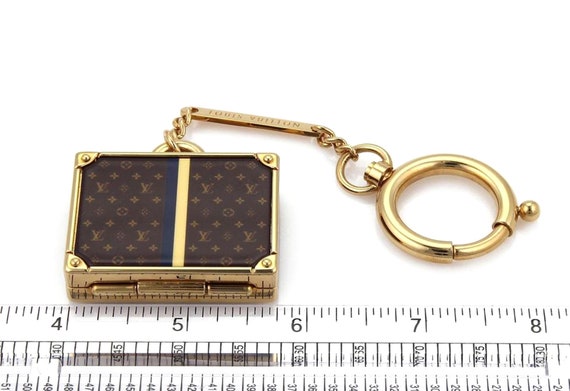Louis Vuitton Gold Name Plate Keychain. Very Good Condition. 7.25