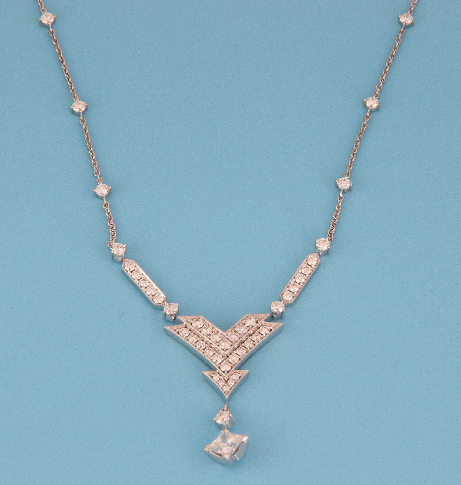 louis vuitton dainty necklace