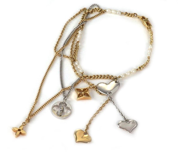 Women's Louis Vuitton Necklace With Hanging Charms & Lv Monogram