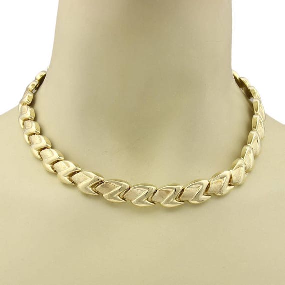 21118 - Fancy Z Shape Textured 14k Yellow Gold Link Collar 21118 - Fancy Z Shape Textured 14k Yellow Gold Link Collar