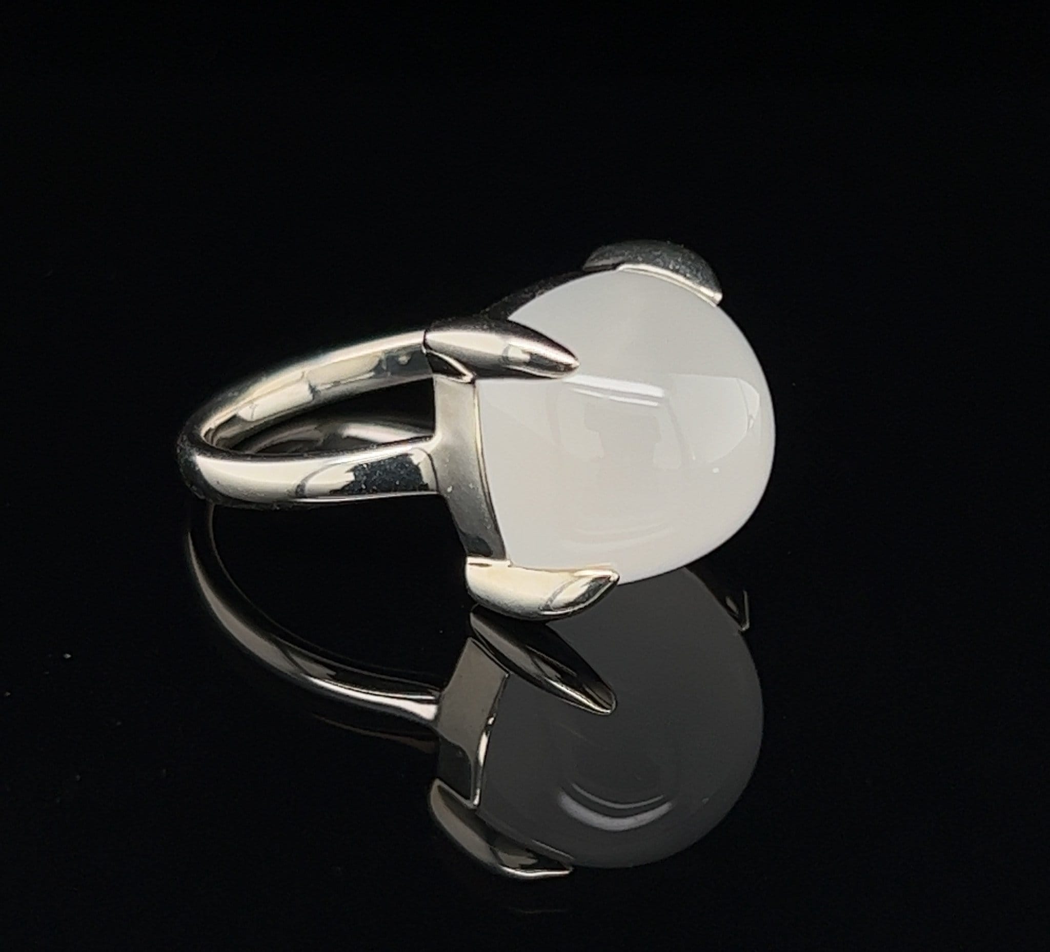 27753 - Tiffany & Co. Picasso Sugar Stack Milky Quartz Gem