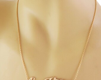 25567 Louis Vuitton Signature Diamond 18k Yellow Gold Necklace -  Sweden