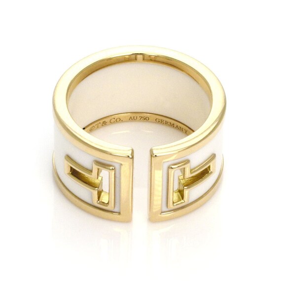 23160 - Tiffany & Co. T Cut White Ceramic 18k Yellow Gold Wide