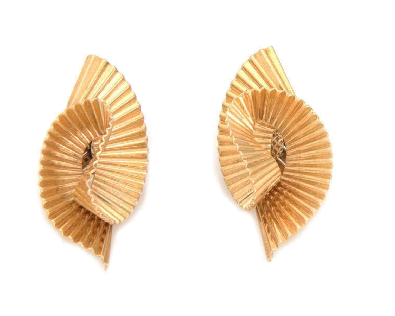 Tiffany & Co. Elsa Peretti 18K Yellow Gold Estate Bean