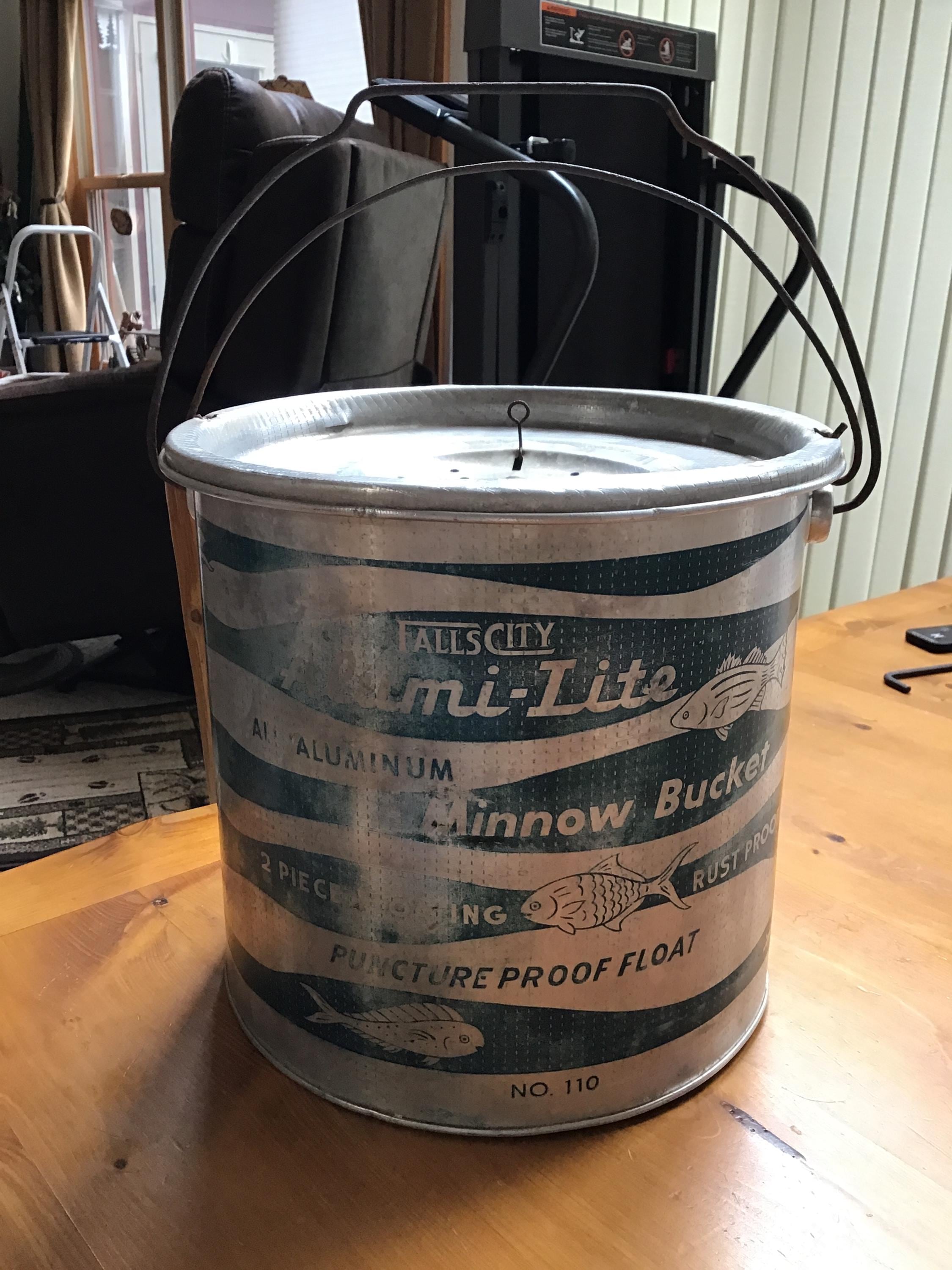 Seau vintage Minnow - seau à appâts Falls City