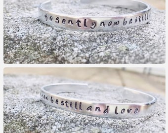 Mumford and Sons inspirado a mano vestido de aluminio estampado "ir suavemente ahora estar quieto y amor"