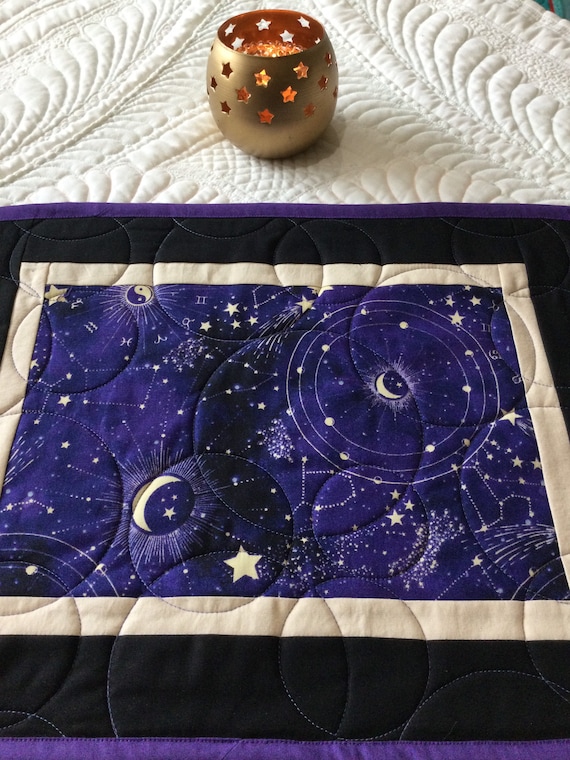 Quilted Tarot Mat: Celestial Sun, Moon, Stars - Oracle Card Reading (17.5 X13.5 inches)