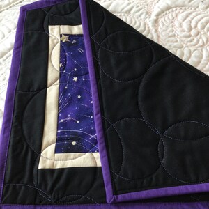 Quilted Tarot Mat: Celestial Sun, Moon, Stars - Oracle Card Reading (17.5 X13.5 inches) bild 2
