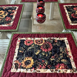 Galardia Placemats,Quilted Placemats,Fall Placemats, Sold in sets of 4, Ready to ship, Fall Table Decor, Autumn Mats,Handmade Placemats.