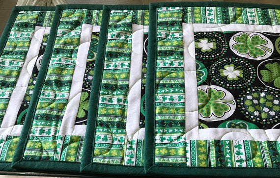 Premium Photo | Top view of the st patrick's day decorative set ai