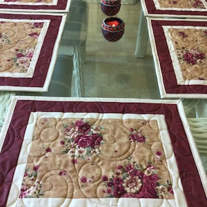 Quilted Placemats, Dining Decor, Handmade Placemats, Sold in Sets of 6,Ready to ship, Handmade Mats, Table Linens, Washable Mats.