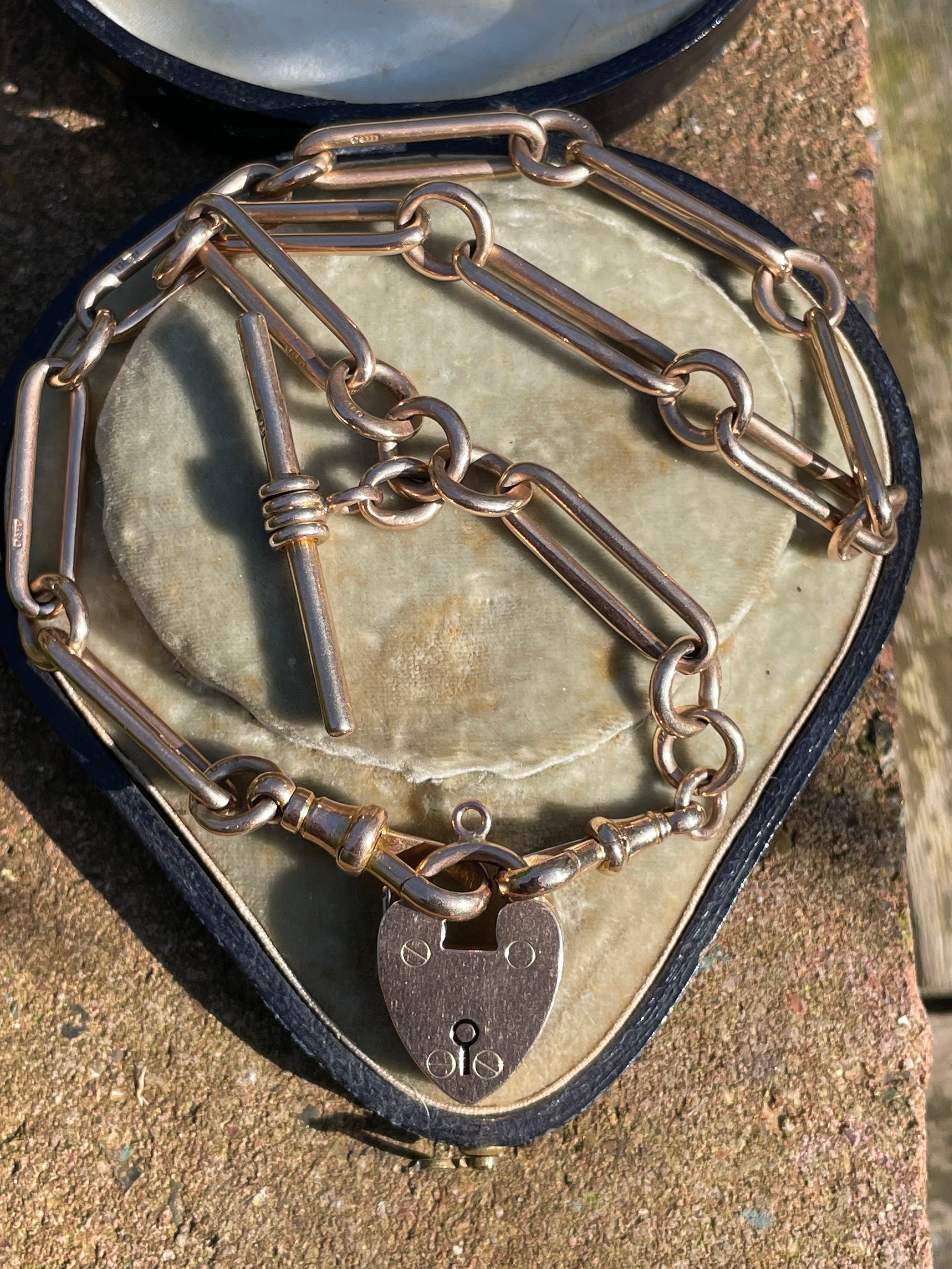 Beautiful Antique Victorian9ct Gold Heart Padlock Clasp