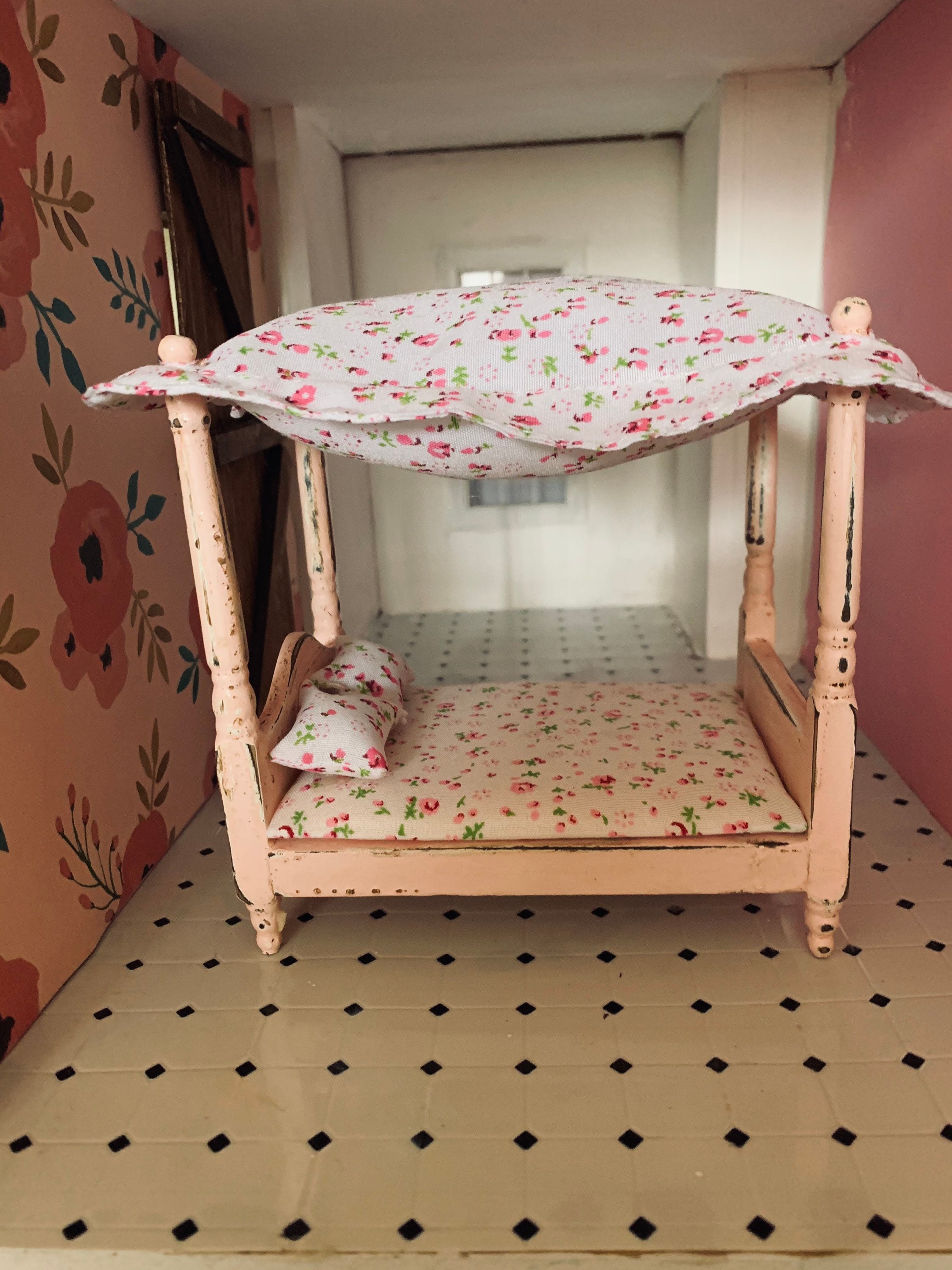 Pink Shabby Dollhouse Canopy Bed 112 Etsy