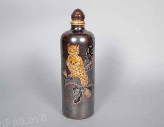 Westerwälder Salzglasur  steingut ceramic pottery Bottle - signed