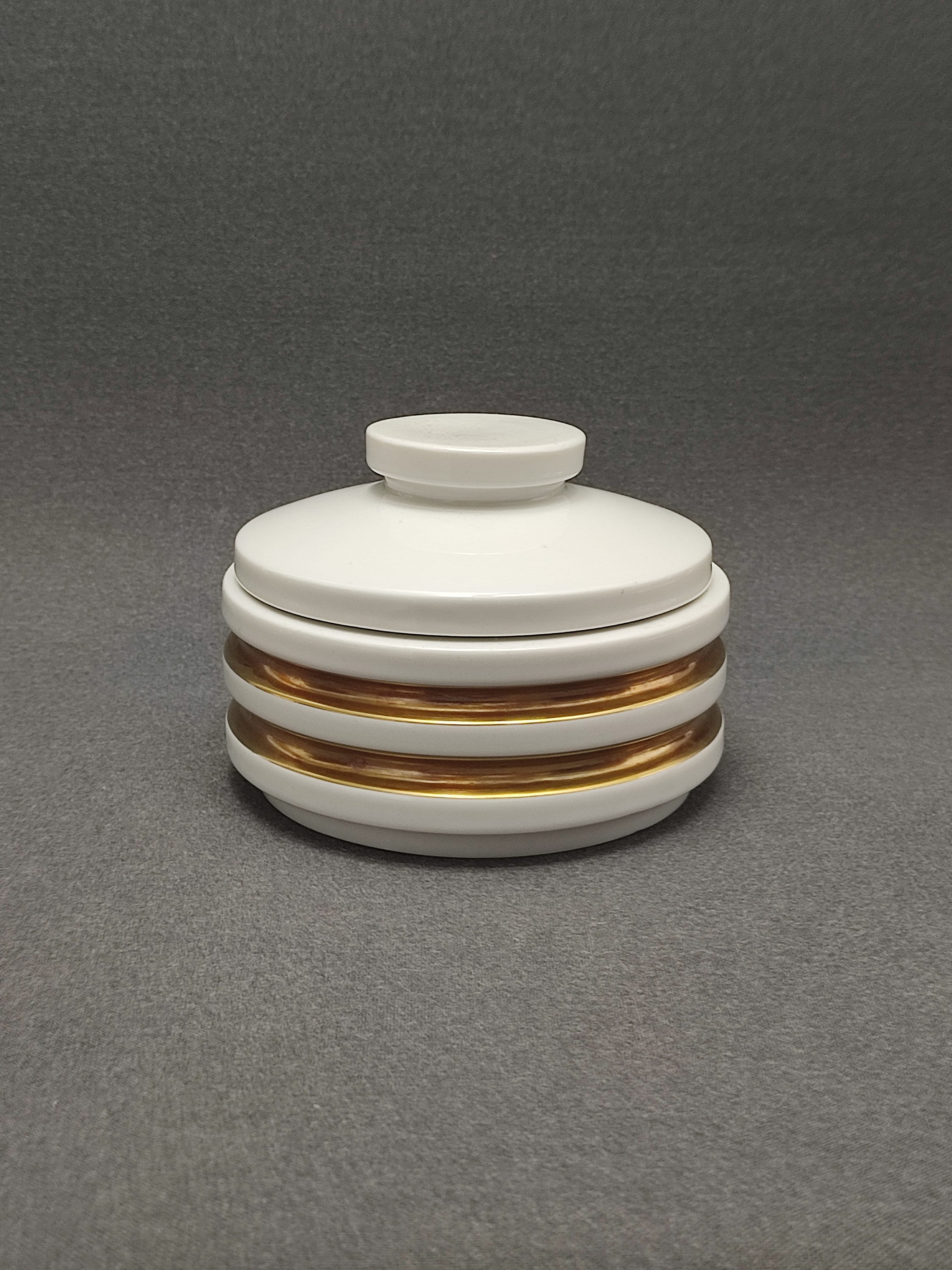 Edelstein Bavaria relief white/gold porcelain lidded jar No.977