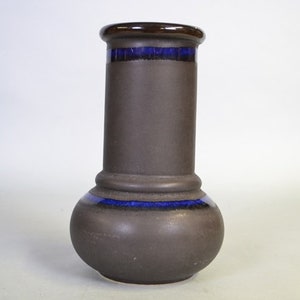 Beautiful Black/Blue Hutschenreuther vase