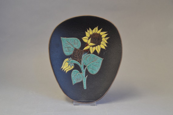 工芸品 Vintage Ruscha Fat Lava Wall Plate A XL West German Fat Lava Wall Plate Made by Ruscha. the