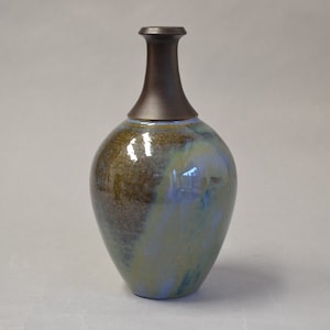 Stunning Unknown maker  Mid Century vase -   60&#39;s - 70s vintage - studio ceramic