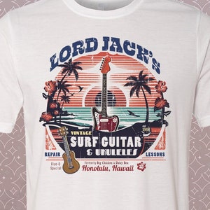 Hawaii Five-O Vintage Surf Guitar T-Shirt: Honolulu Hawaii Retro Design
