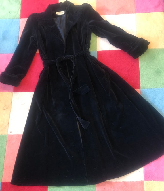 Rare Ossie Clark velvet full length coat - image 9