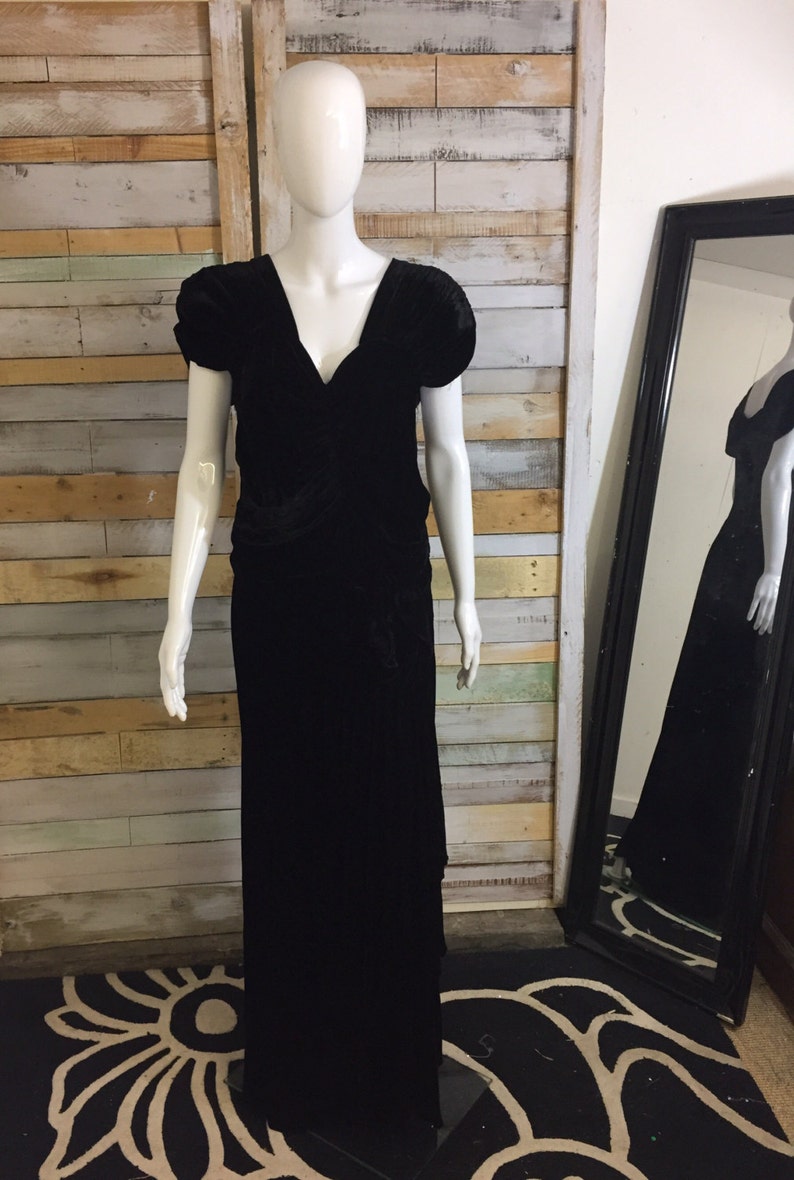 very good sized deep dark flock velvet 1930s handmade dress with bow detail