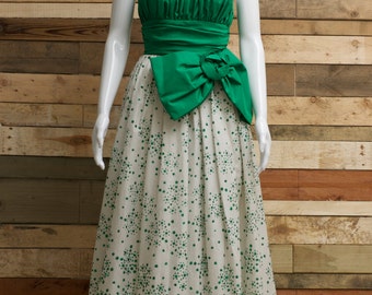 green emerald velvet dress Belted Floral Dress main image 1