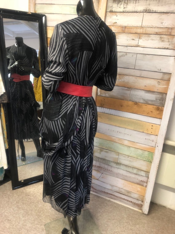 Beautiful silk 80's Hanae Mori boutique print dres